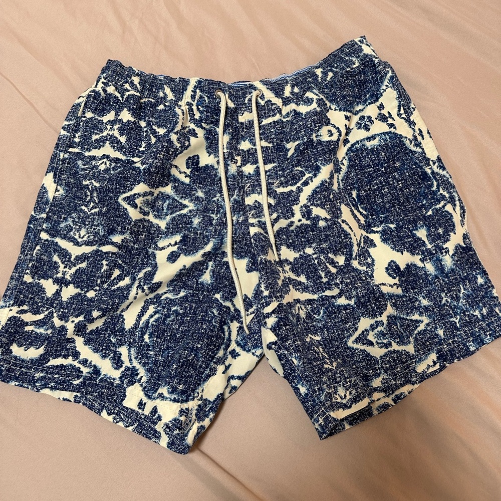 Tommy Hilfiger size S